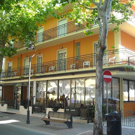 Albergo Santo Stefano Μπελάρια-Ιτζέα Μαρίνα Εξωτερικό φωτογραφία